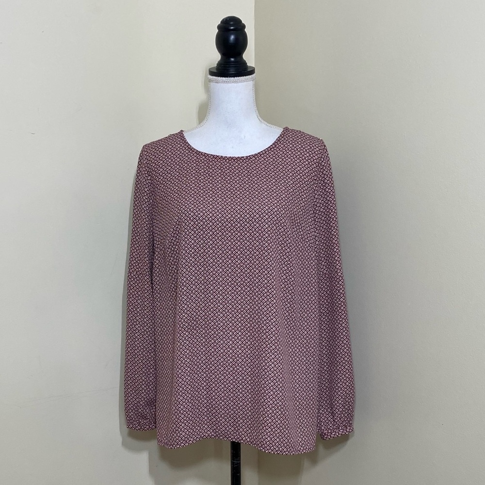 LIZ CLAIBORNE || Woman’s  Long Sleeve Button Accent Blouse size Medium
